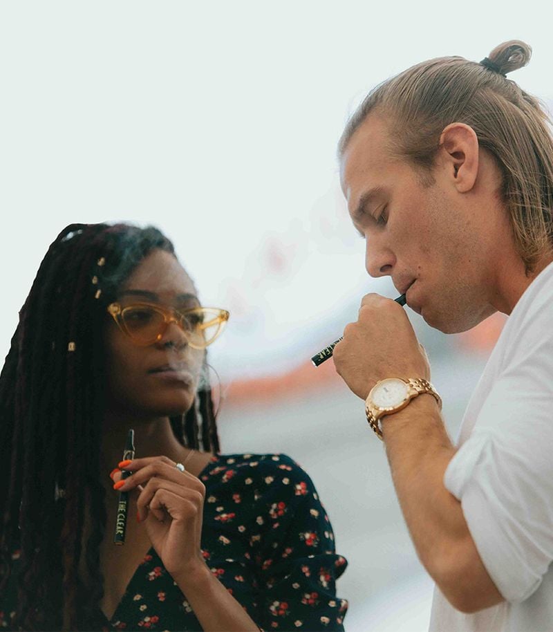 Jongeren die vapen lopen vaak schadelijke gezondheidsrisico's en raken verslaafd aan roken.