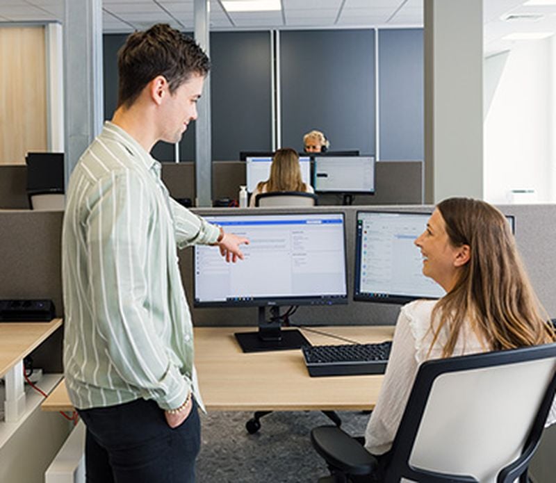 Rutger stuurt bij de online apotheek het team van klantadviseurs en apothekersassistenten aan.