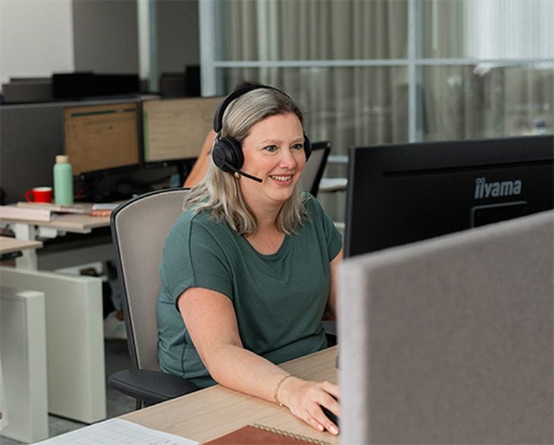 Ons apothekersteam is altijd dichtbij en staat je graag te woord bij vragen en om uitleg te geven over jouw medicijnen.