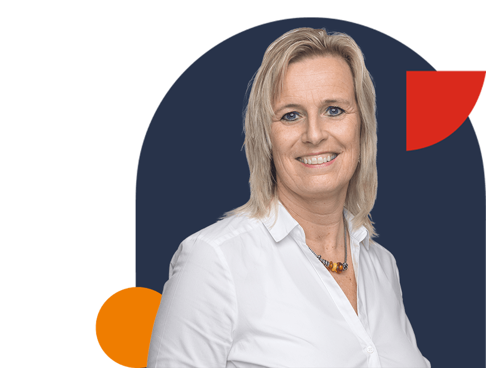 Esther Hartsink is farmaceutisch procesmanager bij Nationale Apotheek. Ontmoet ons team.